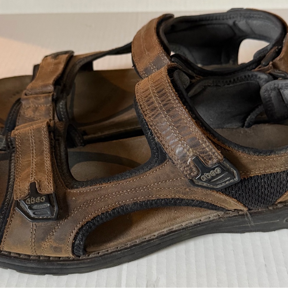 Abeo Brown Leather Strap Sandals